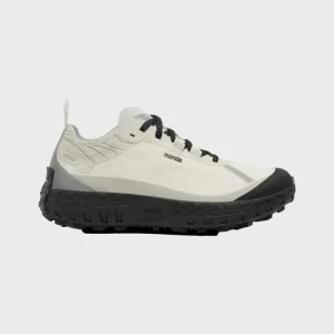 001A